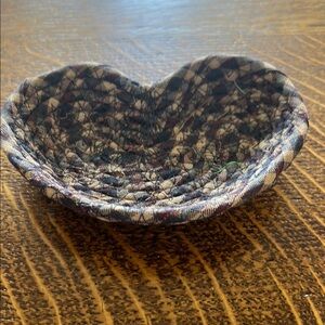 Woven Heart-Shaped Decorative Bowl